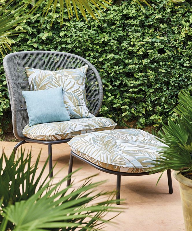 contemporary-outdoor-furniture-fabric