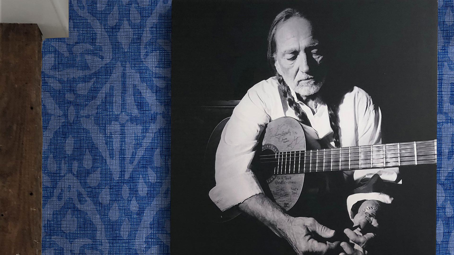 Luxury-tribal-designer-wallpaper