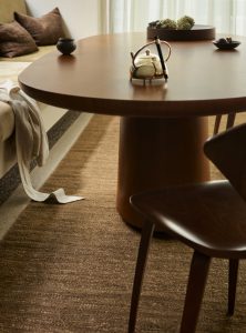 Armadillo-rug-linen