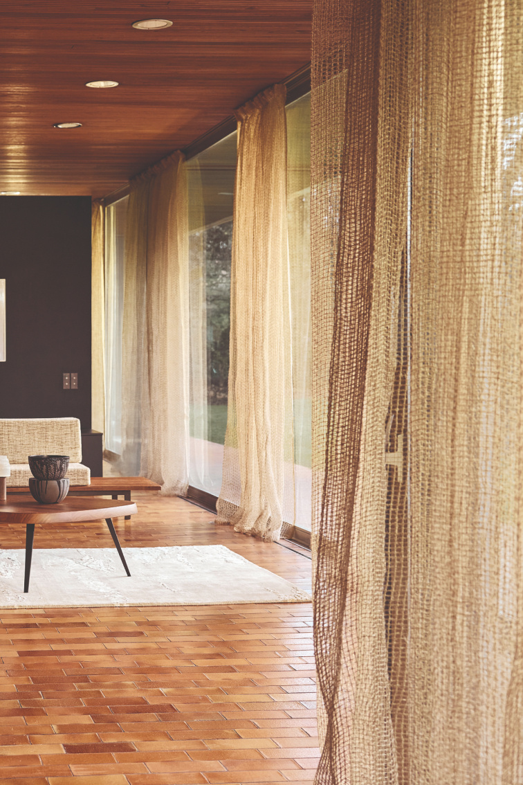 Isse-fabrics-day-curtain